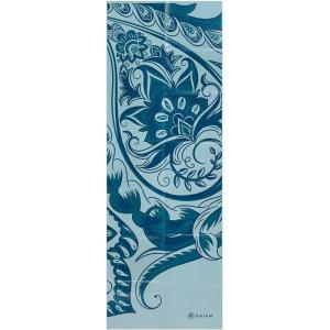 Gaiam Yoga Mat – Folding Travel Fitness & Exercise Mat – Foldable Yoga Mat for All Types of Yoga, Pilates & Floor Workouts (68″L x 24″W x 2mm Thick)(Icy Paisley)