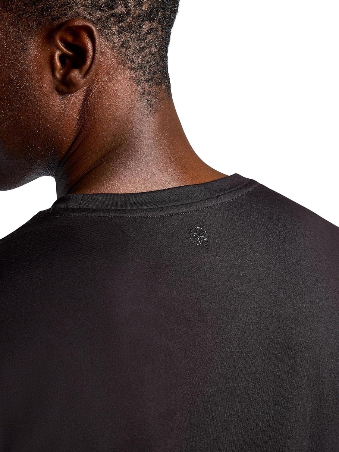 imageGaiam Mens Breathe Ease Short Sleeve Crewneck Top Standard Fit Stretch Heavyweight Performance MaterialBlack