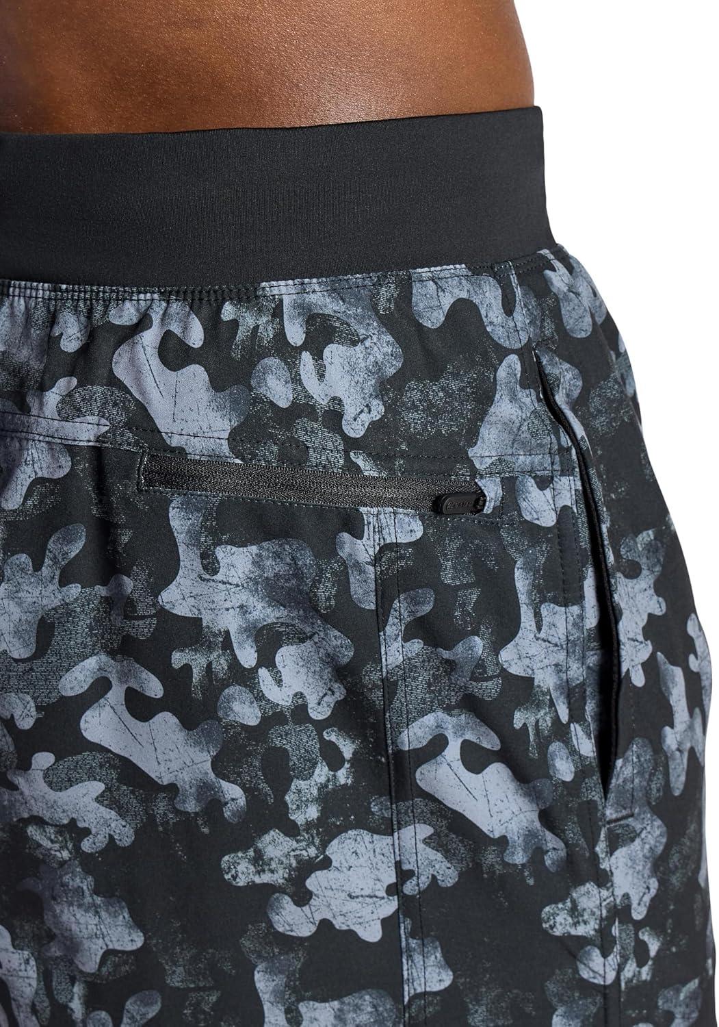 imageGaiam Mens Chi 9 Short Standard Fit Stretch Lightweight Material MoistureWickingBlack