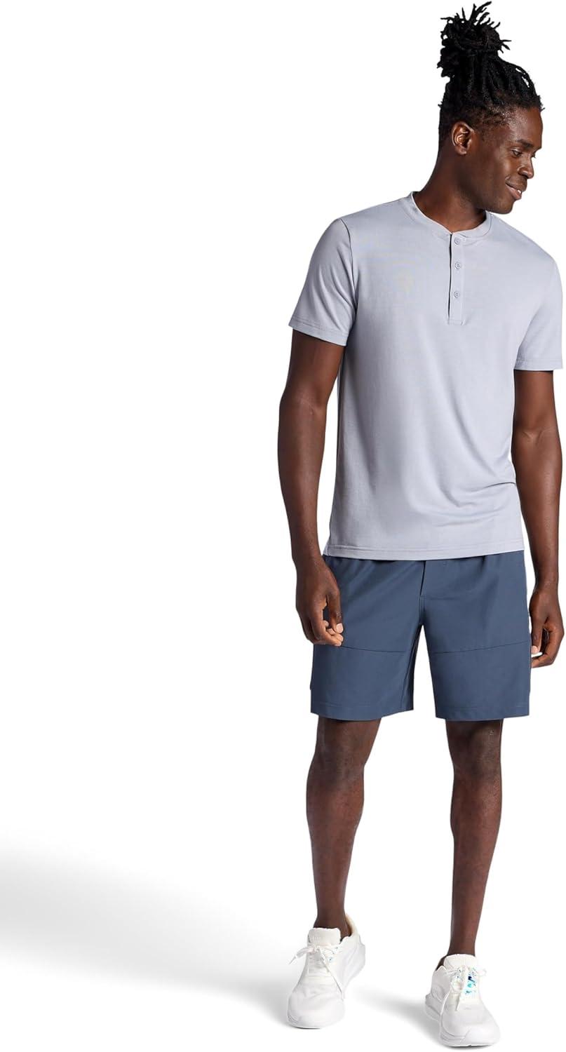 imageGaiam Mens Voyager Cargo 7 Short Standard Fit Stretch Lightweight Material MoistureWickingCool Grey