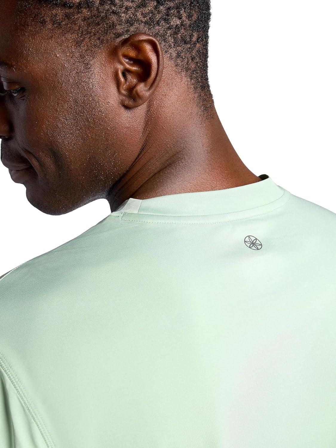 imageGaiam Mens Omtech Short Sleeve Crewneck TShirt Standard Fit Stretch Lightweight Performance MaterialDusty Green